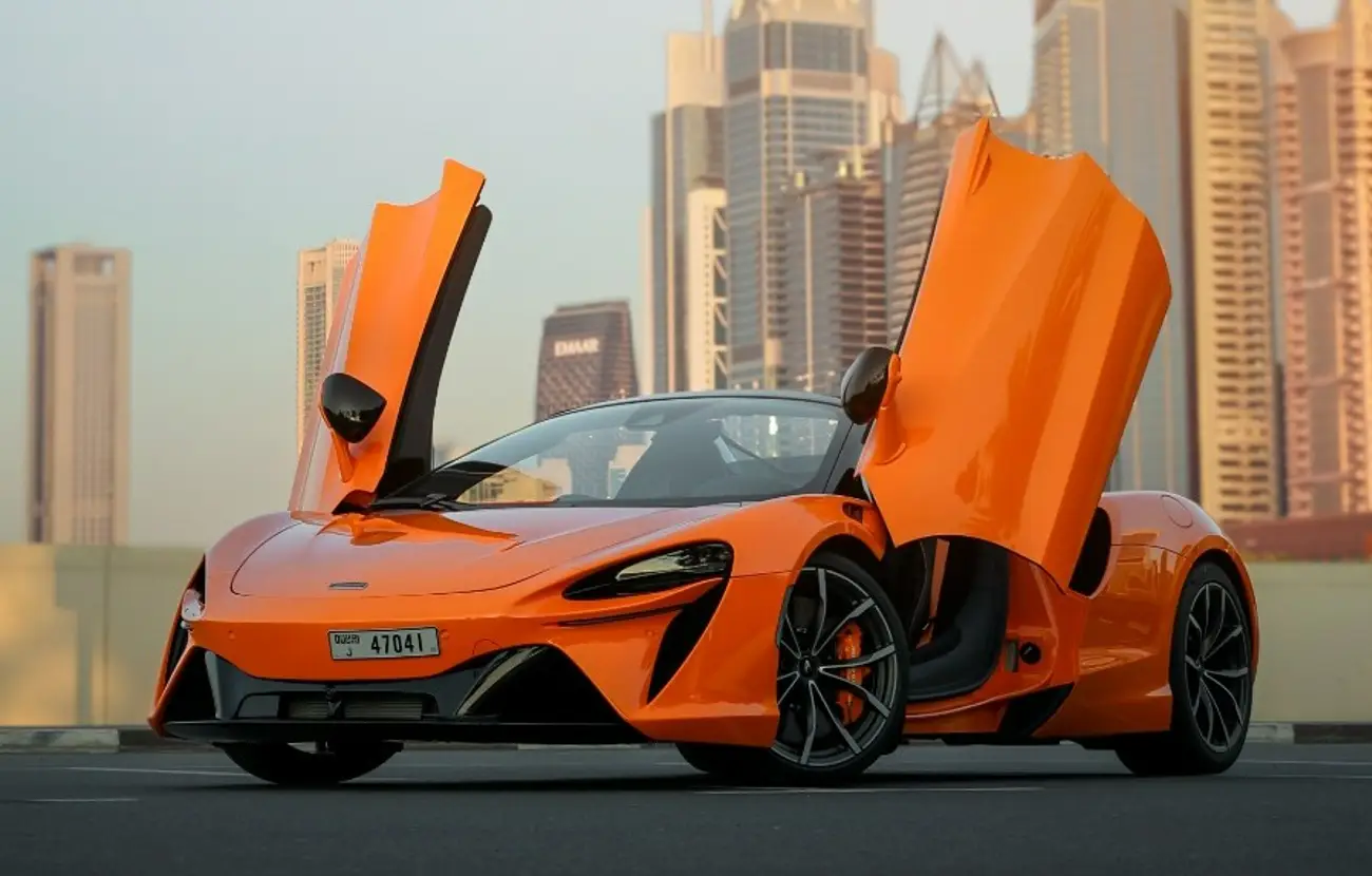 Rent McLaren Artura in Dubai | Happy Day Car Rental
